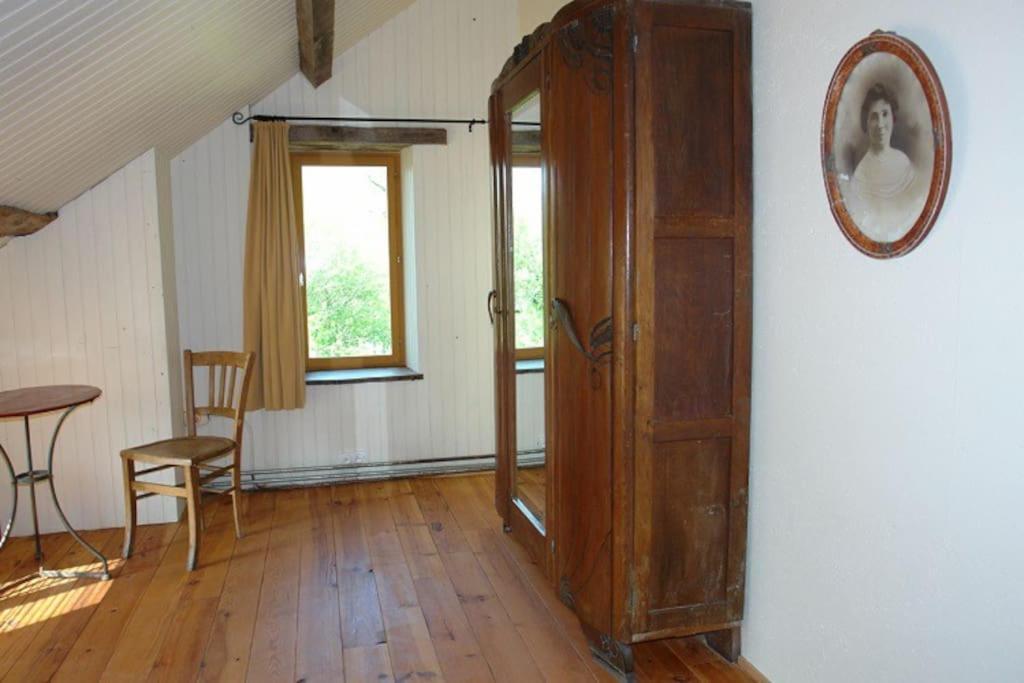 Lovely Rural And Quiet Farmhouse With Natural Swimming Lake Parsac Exterior photo