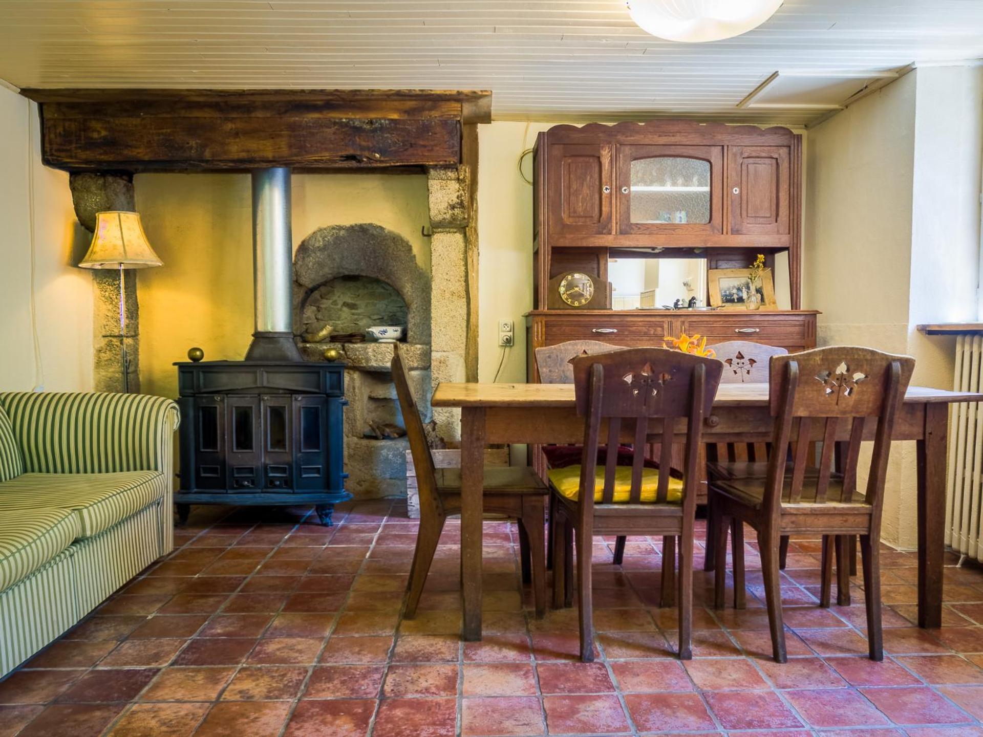 Lovely Rural And Quiet Farmhouse With Natural Swimming Lake Parsac Exterior photo
